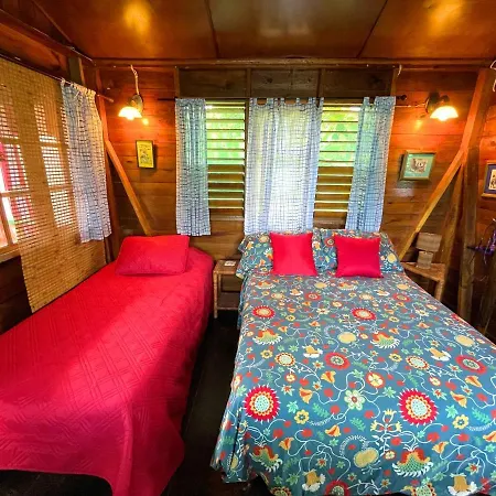Judy House Cottages And Rooms